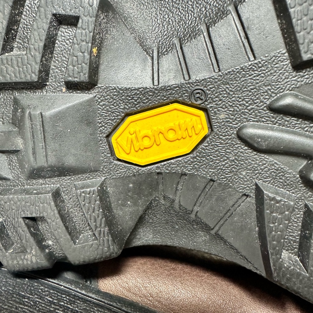 UGG Australia Adirondack Waterproof Leather Winter Boots Brown Men’s size 9.5 - Picture 8 of 12